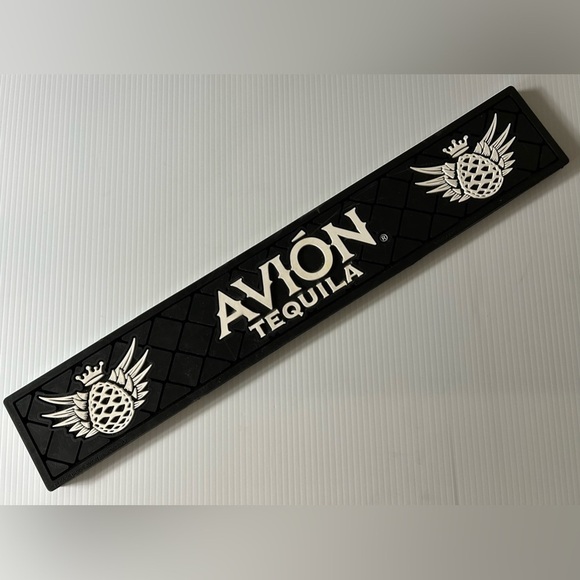 Avion Tequila Bar Rail Mat‎ - Picture 1 of 4